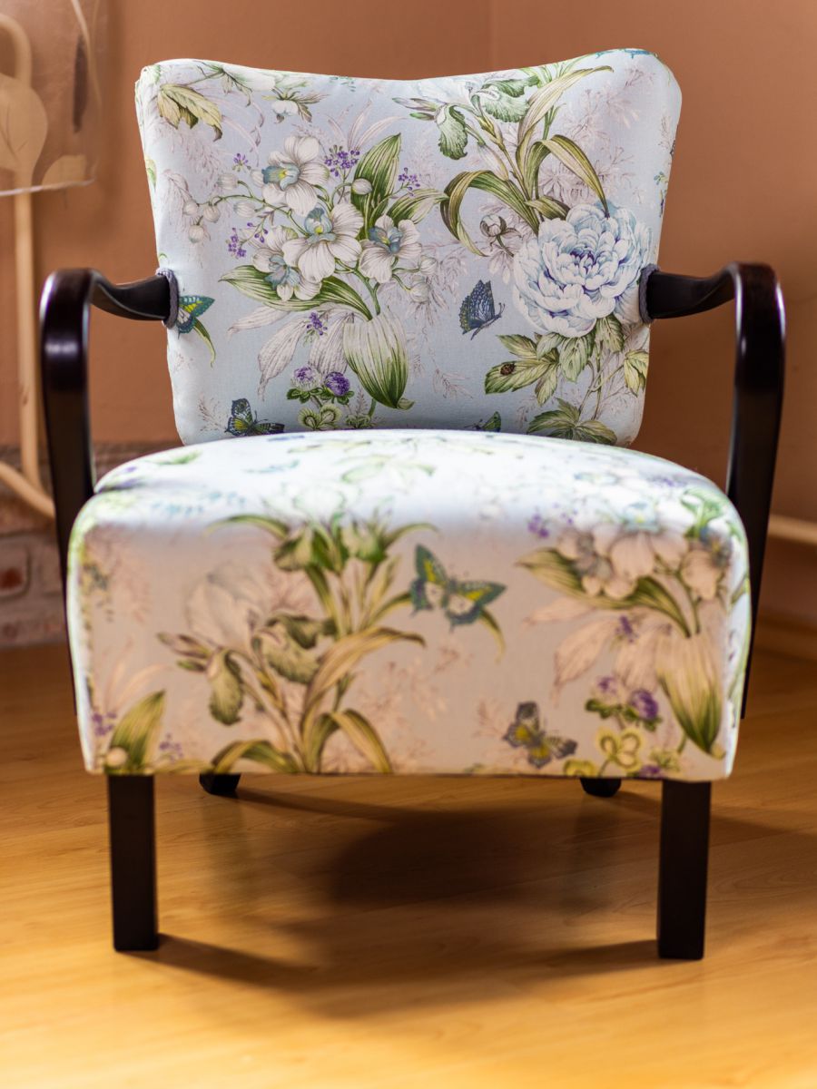 Zrenovované křeslo H-237 - Jindřich Halabala - po renovaci