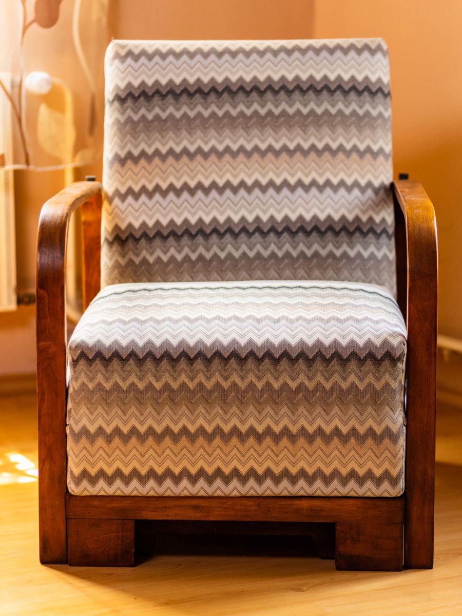 Zrenovované rozkládací křeslo - po renovaci