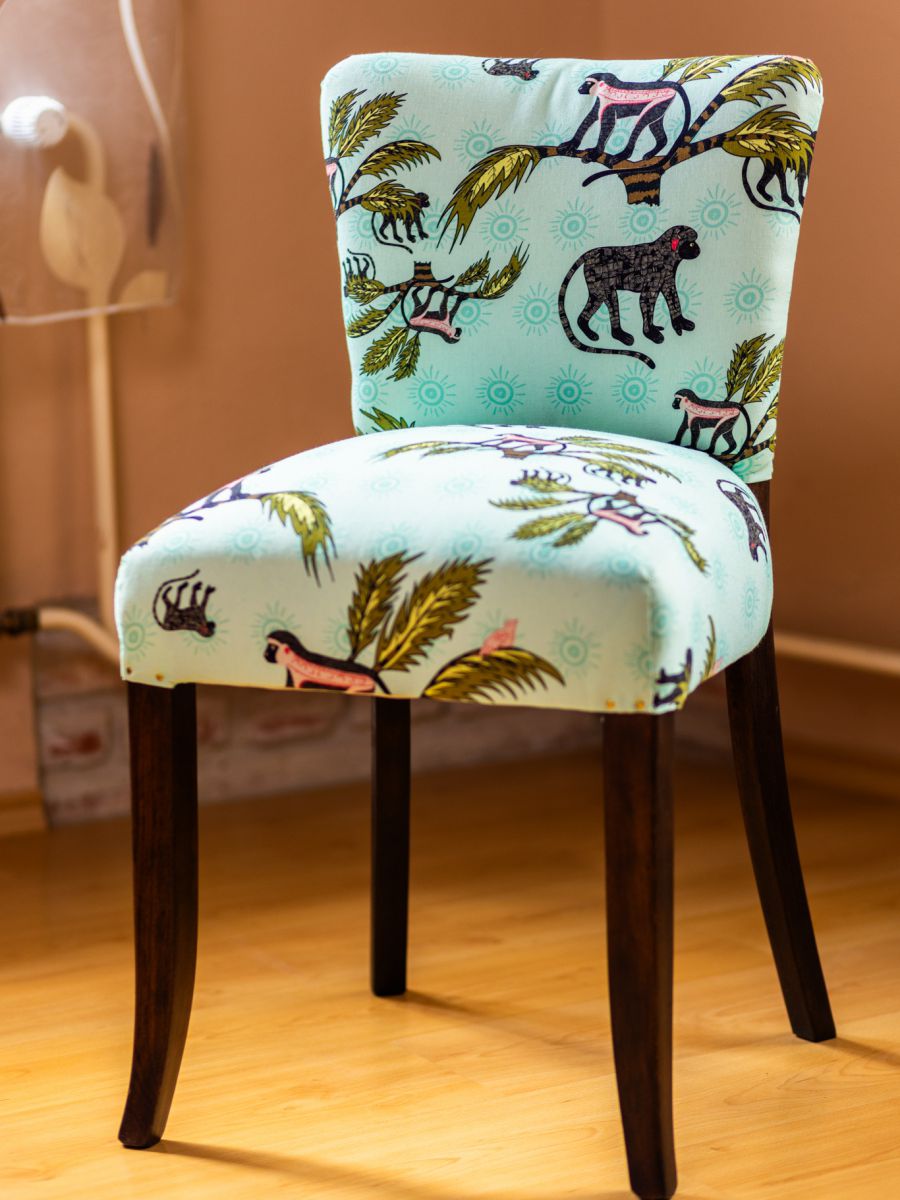 Zrenovované křeslo Halabala - po renovaci