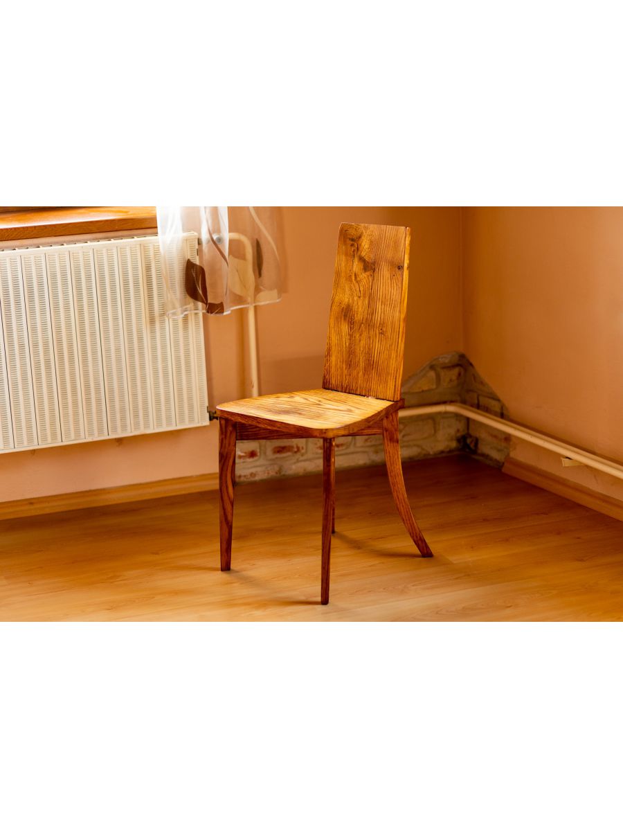 Hezké restaurované židle - po renovaci